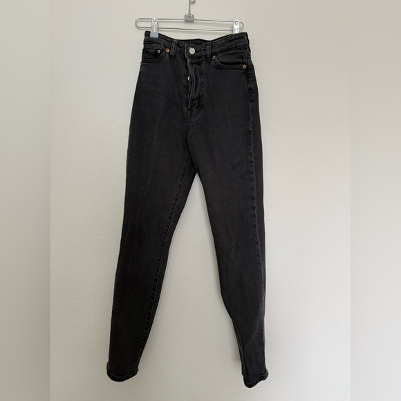 🆓 Ultra High Waist Mom Jeans - Picture 3 of 7
